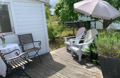 Saltsjobaden House | Havsnära sommarhus på Älgö