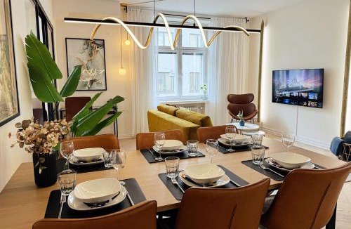 Ullanlinna Apartment | Luxury 3-Bedroom Suite on Most Beautiful Street of Helsinki