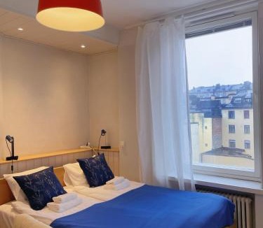 Kamppi Apartment | Top-Floor Studio - City Center - Fast WiFi