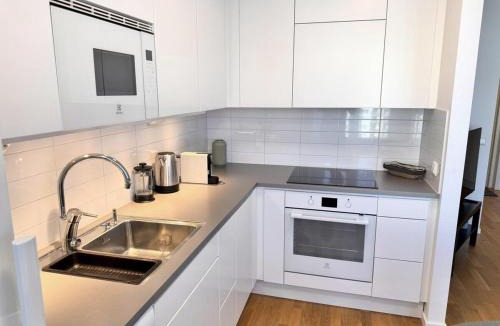 Solna Apartment | Brand-new Studio in Solna - 2 Min to Metro, 10 Min to Stockholm City