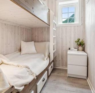 Stryn House | Tenden Panorama
