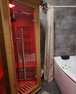 Gotene Apartment | Mysig 1a med Minispa 20 min från Kinnekulle - minst 2 nätter
