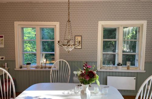 Hallaryd House | Torsholma Skolhus