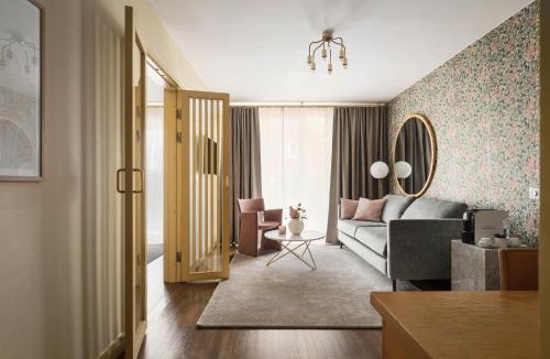Ladugardsgardet Hotel | Villa Källhagen