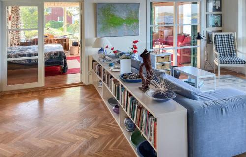 Mauritsberg House | Cozy Home In Vikbolandet With Sauna