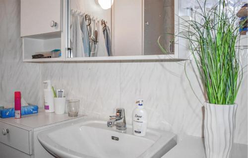 Granna House | Gorgeous Home In Gränna With Wifi