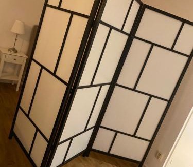 Huskvarna Apartment | Mysig 1 rok med trädgård