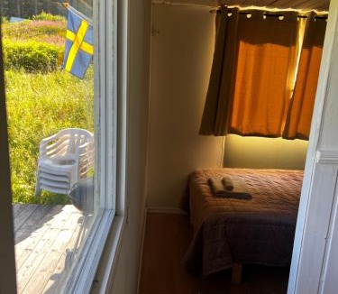 Stromsund House | Liten sovstuga nära till sjö