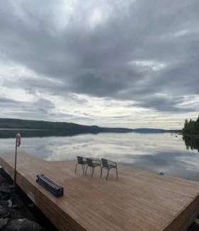 Stromsund House | Liten sovstuga nära till sjö