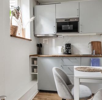 Ladugardsgardet Apartment | Trendy & Central Stockholm Apt
