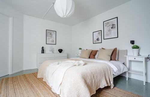 Katarina-Sofia Apartment | Affordable 2BR in eclectic SoFo - construction work