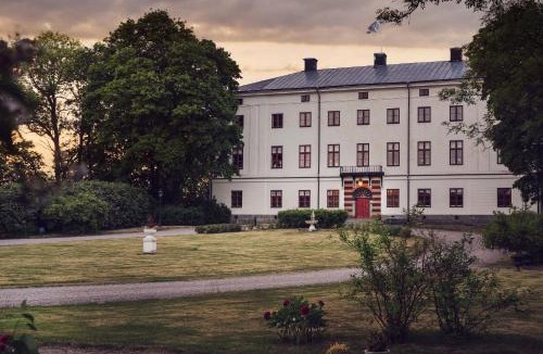 Soderkoping Hotel | Husby Säteri