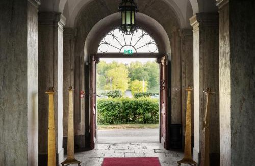 Soderkoping Hotel | Husby Säteri