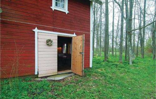 Romakloster House | Three-Bedroom Holiday Home In Romakloster
