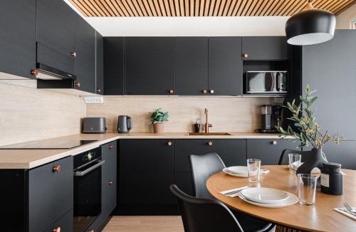 Tampere Apartment | Kingwest Villa - free parking, sauna, 5br & NEW AC