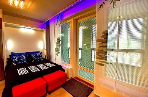 Vantaa Apartment | To LuxStudio SAVUsuite From Helsinki Airport 6 min, to City 27min, FreeParking in Kivistö