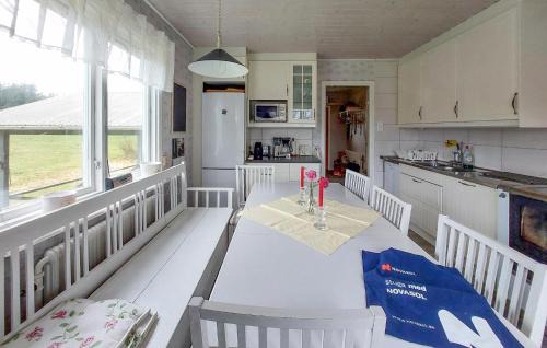 Blankered House | 3 Bedroom Nice Home In Knäred