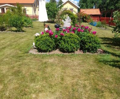 Rejmyre Bed & Breakfast | Ängbacka