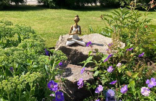 Ambjorby Bed & Breakfast | Gård Mörbacka Bed & Breakfast