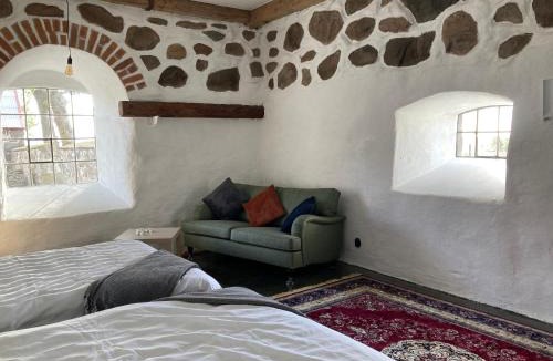 Flyinge Apartment | Roslövs gård B&B