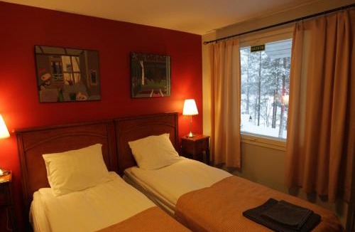 Hameenkyro Hotel | Hotel Urkin Piilopirtti