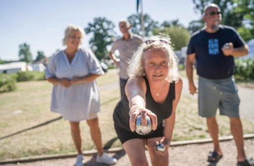 Horby Resort | Ringsjöstrand Camping, Hotell och Stugby
