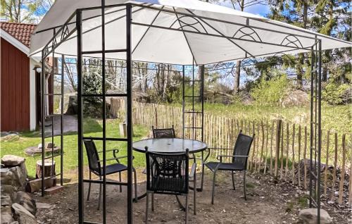 Brakne-Hoby House | Three-Bedroom Holiday Home In Brakne Hoby
