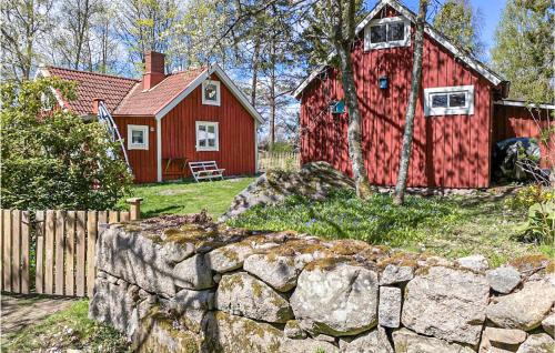 Brakne-Hoby House | Three-Bedroom Holiday Home In Brakne Hoby