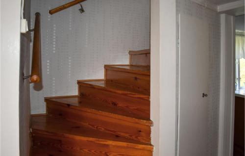 Mjolby House | Amazing Home In Hagalundmjölby