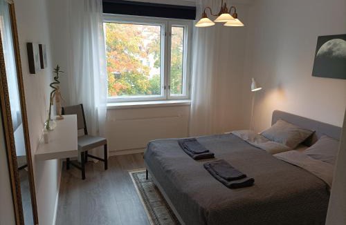 Itainen District Apartment | Ihan Puotilan Metron lähellä