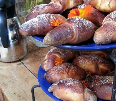 Tyfta Bed & Breakfast | Lekanders Bär & Boende
