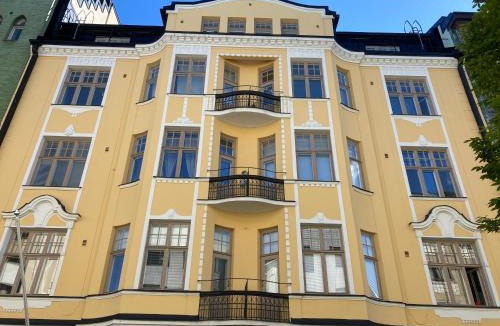 Punavuori Apartment | Yellow Tower in Design District Helsinki, 1 bedroom apartment, top floor