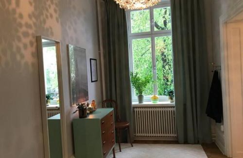 SoFo Apartment | Artistic and light 2 room apartment in SoFo 65sqm