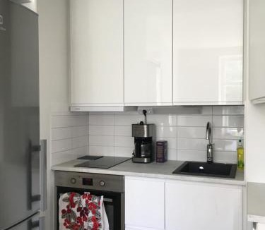 Kallio Apartment | Bright one-room studio in the heart of Kallio