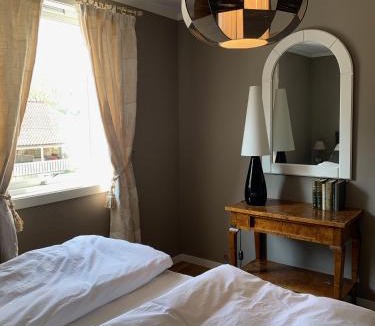 Osoyro Apartment | Moldegaard Farmhouse - Apartment A
