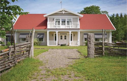 Tranas House | Lovely Home In Tranås With Kitchen
