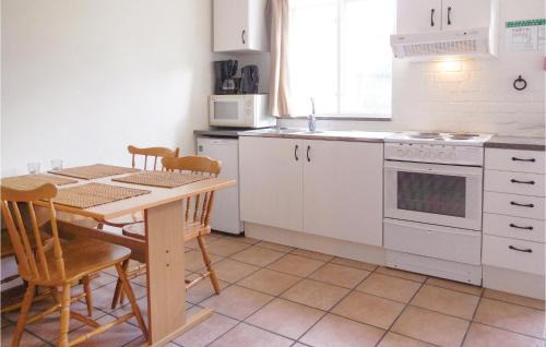 Gamla Staden-Sandskogen Apartment | Amazing Apartment In Ystad With Wifi