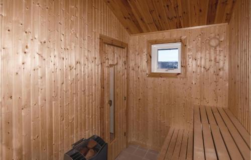 Ambjorby House | Beautiful Home In Ambjörby With Sauna