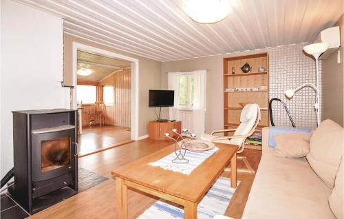 Klassbol House | 2 Bedroom Nice Home In Klässbol