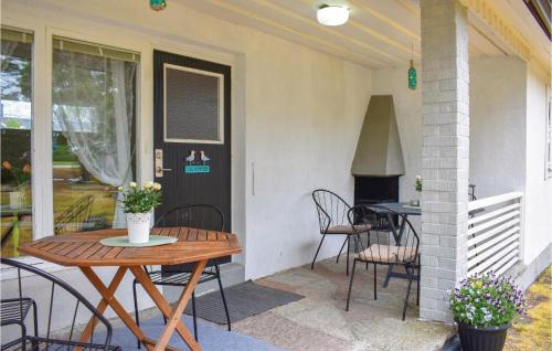 Hagaby House | Three-Bedroom Holiday Home In Lottorp