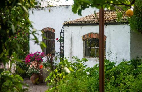 Simrishamn Bed & Breakfast | Lunkaberg Bed & Breakfast