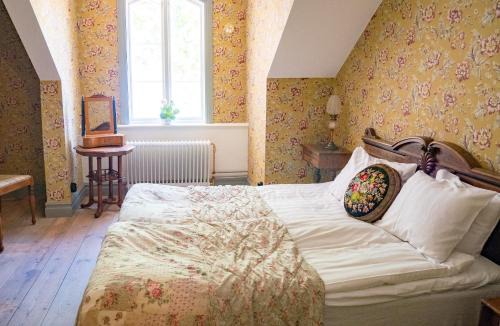 Klintehamn Hotel | Warfsholm