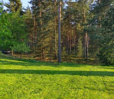 Aspet House | Summers Paradise