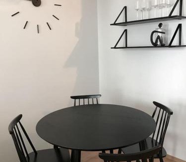 Kluuvi Apartment | Helsinki 00100 Vuorikatu 40,5 m2