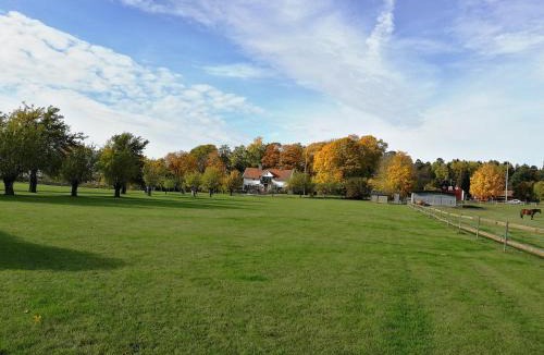 Bro Bed & Breakfast | Ekeby i Bro