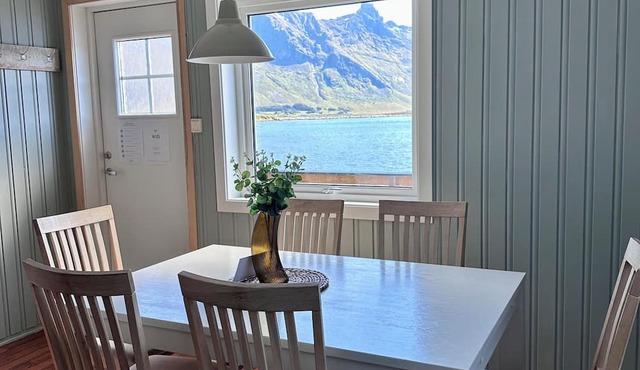 Lydersen Rorbuer in Flakstad
