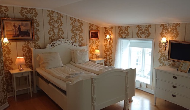 Garvaregården Hotel and B&B