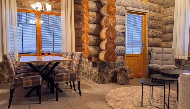 Sielikkö Aurora Log Villas