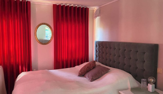 DR ASA Bed Breakfast near Golf Forest