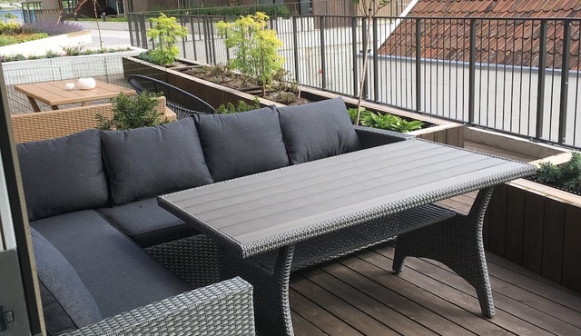 Cozy apartment in the center of Sogndal, right by the sea and with its own patio in Vestland